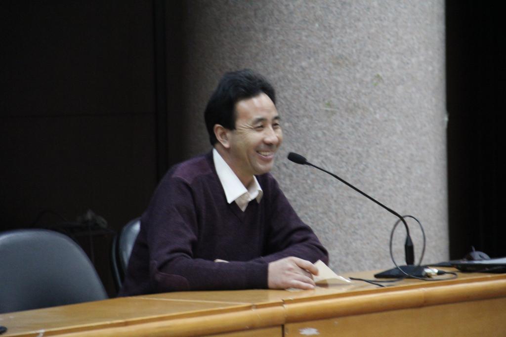 张庆辉老师专业点评袁雅静同学专业汇报杨彬老师专业点评张建平同学